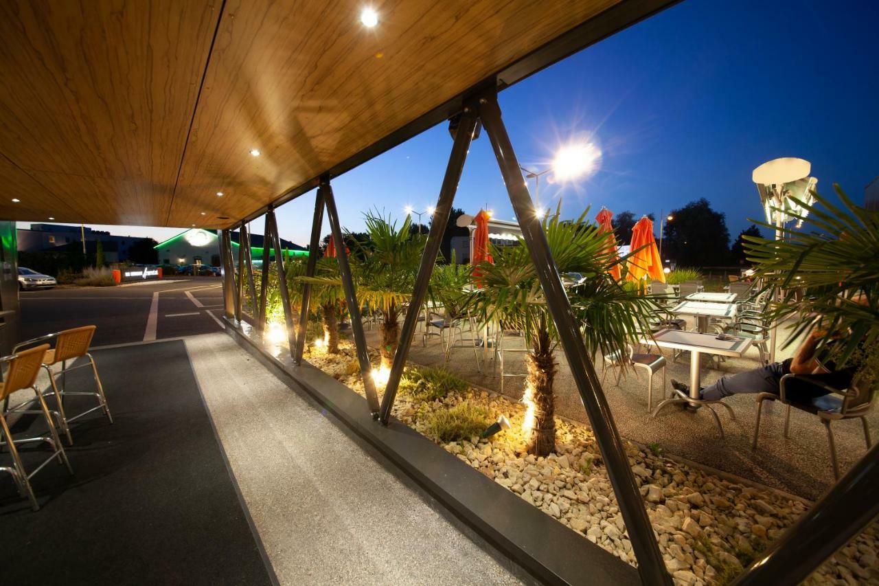 Kyriad Clermont Ferrand Nord - Ріон Екстер'єр фото